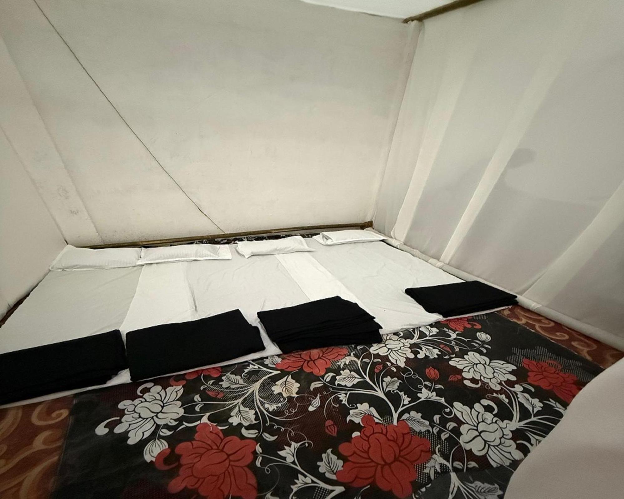 Arail Tent City Kumbh Cottage Mahakumbh -Near Arail Ghat And Naini Station Allāhābād Junction Zewnętrze zdjęcie