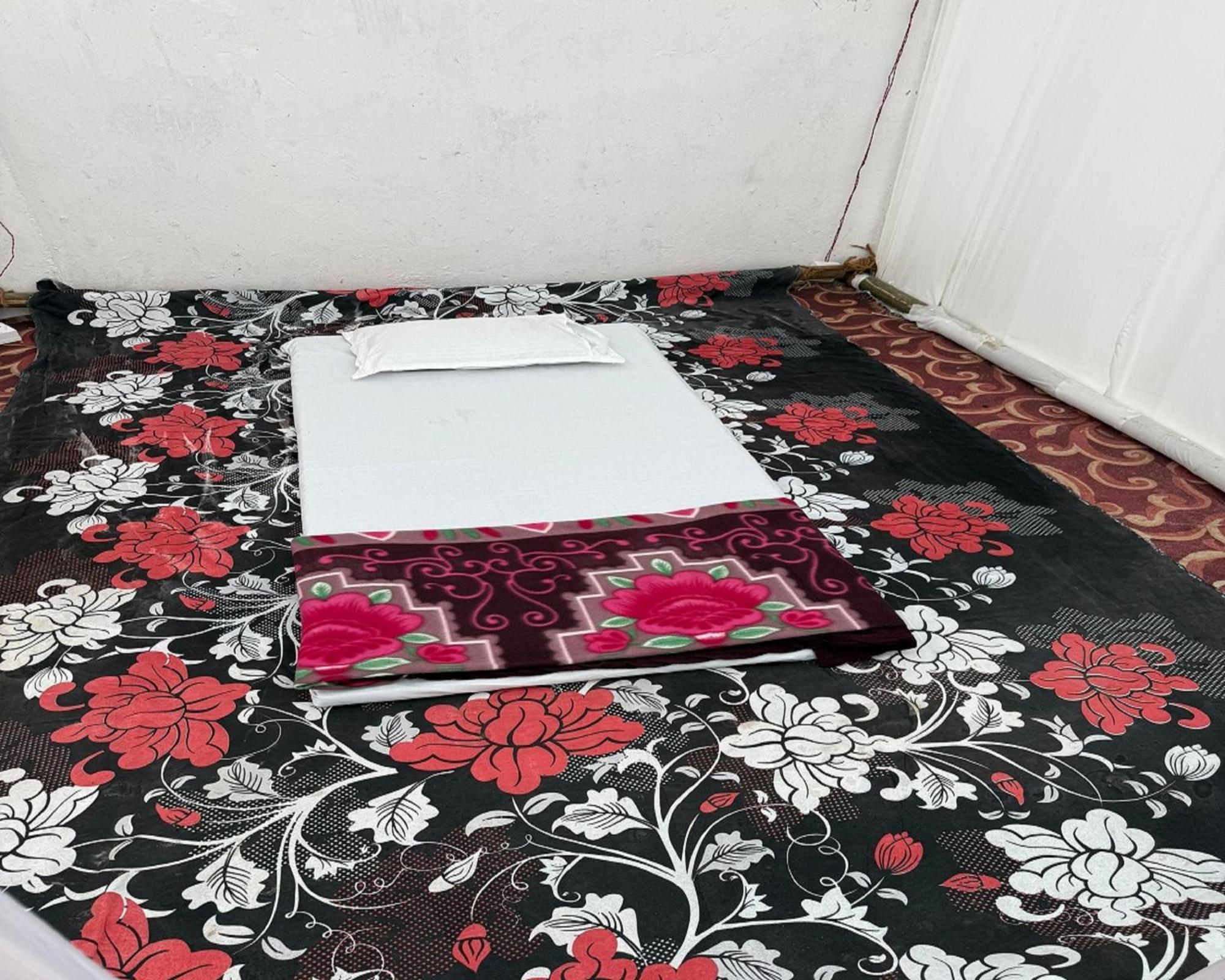 Arail Tent City Kumbh Cottage Mahakumbh -Near Arail Ghat And Naini Station Allāhābād Junction Zewnętrze zdjęcie